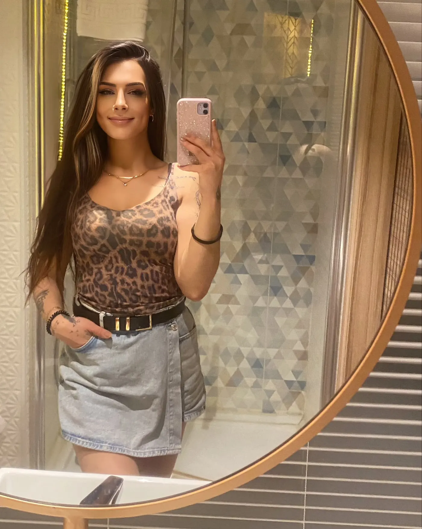 Tugce Escort — Ankara'nın Gözden Kaçan Güzeli